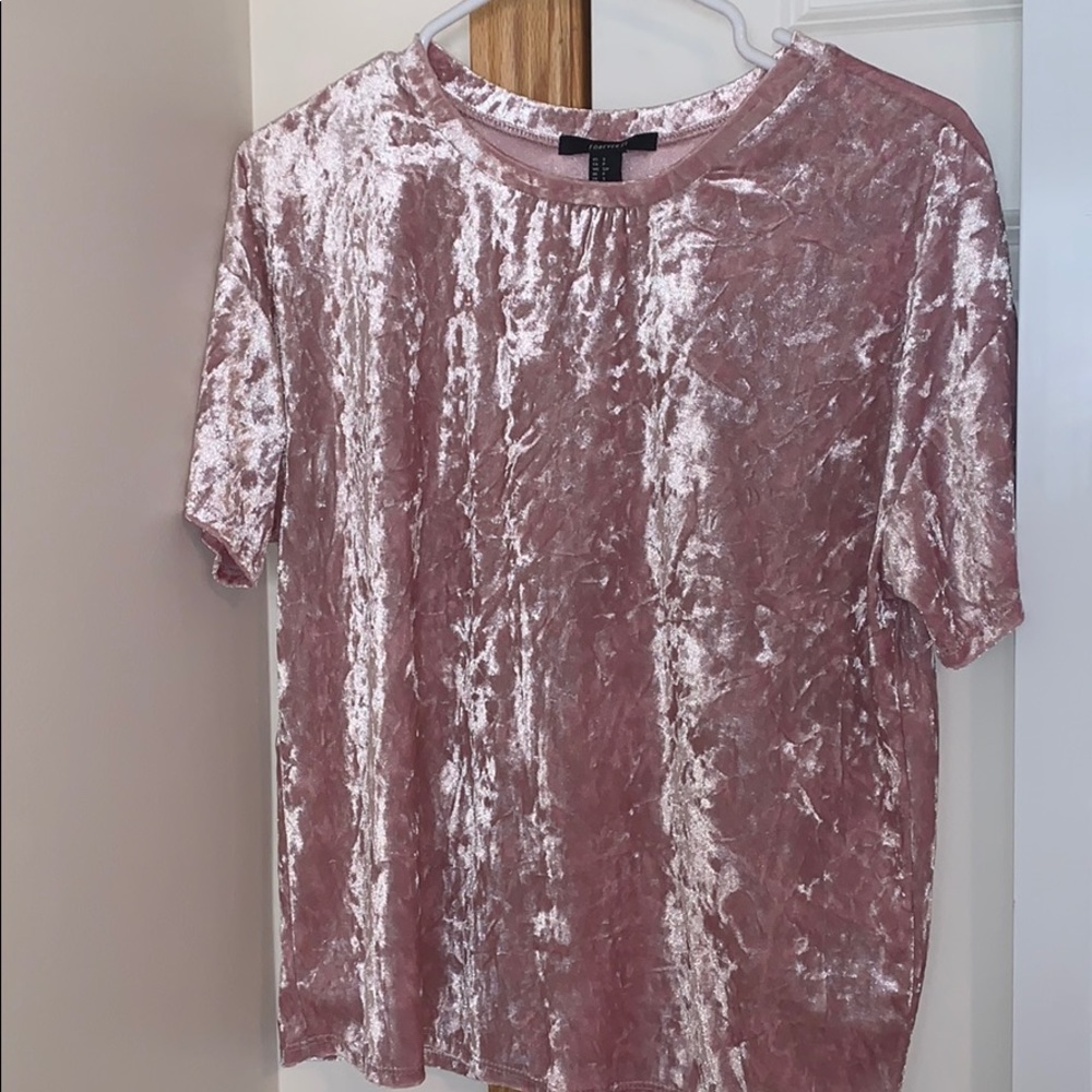Women’s shirt